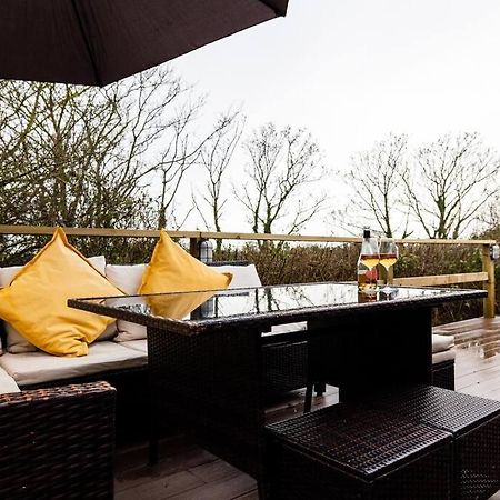 The Woodland Lodge - Wood Fired Hot Tub And Firepit Hambleton Εξωτερικό φωτογραφία